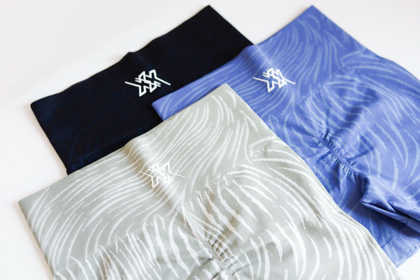 Animal Shorts grün blau schwarz